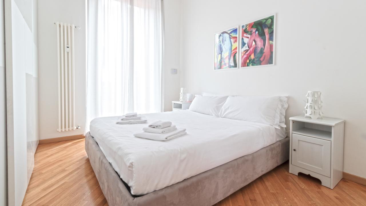 Italianway-Edolo 5 Apartment Милано Екстериор снимка